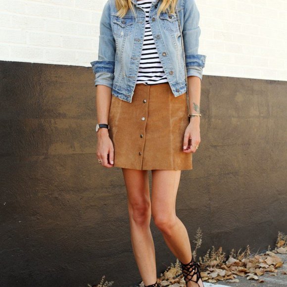 Harlow Faux Suede Skirt - Picture 4 of 8